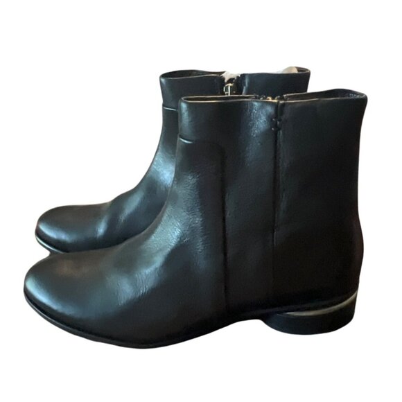 Frye Charlie Seam Short Black Leather Ankle Boots 10M Side Zippers Womens - Picture 4 of 9